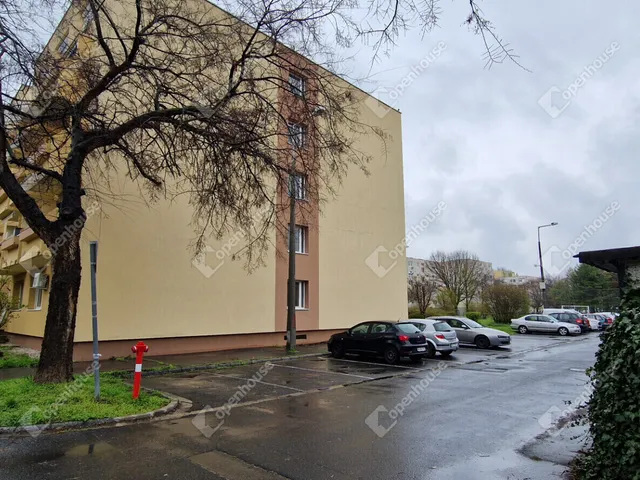 Eladó lakás Győr 29 nm