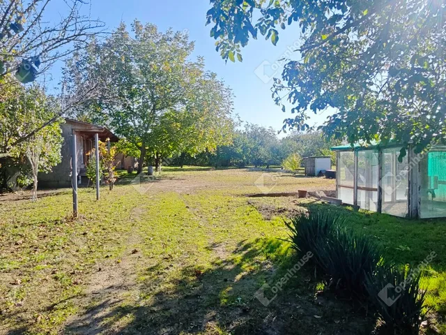 Eladó telek Győr, Szabadhegy 1007 nm