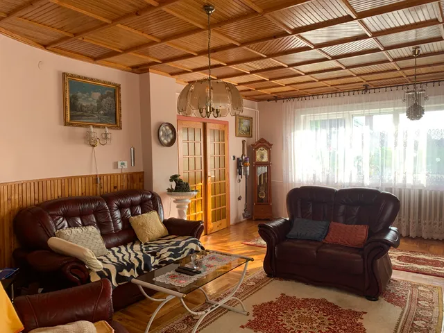 Eladó ház Kisbér 199 nm