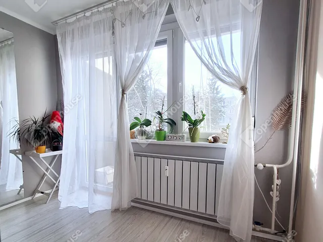 Kiadó lakás Győr, Szabadhegy 54 nm