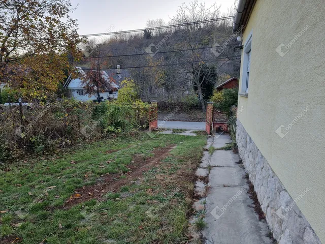 Eladó ház Nyúl 85 nm