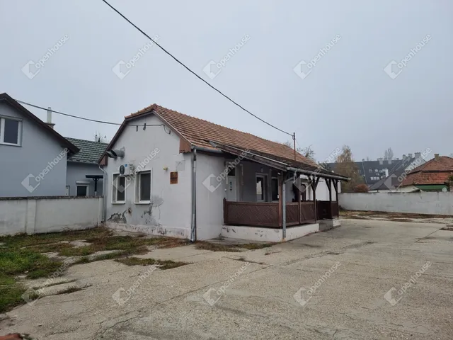 Eladó ház Győr, Újváros 89 nm