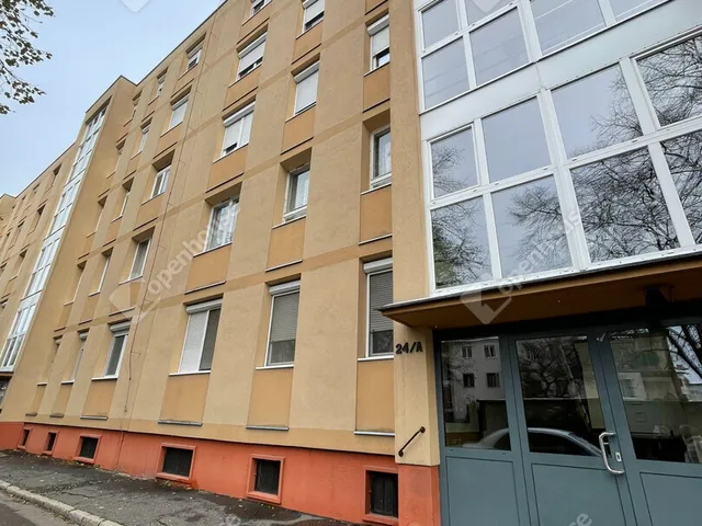 Eladó lakás Győr, Nádorváros 54 nm