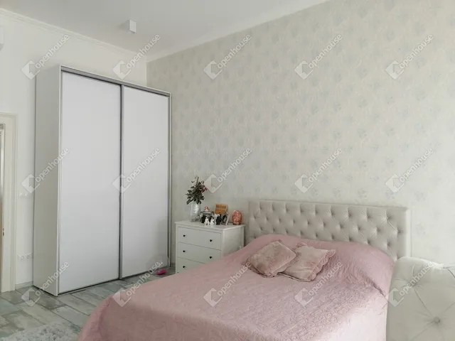 Kiadó lakás Győr, Belváros 79 nm