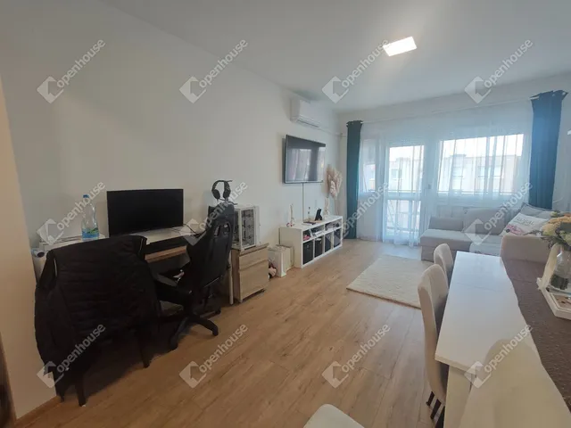 Eladó lakás Győr, Adyváros 53 nm