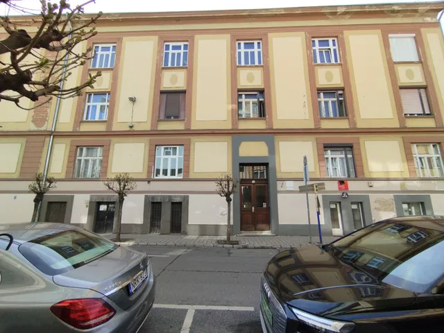 Eladó lakás Győr, Belváros 69 nm