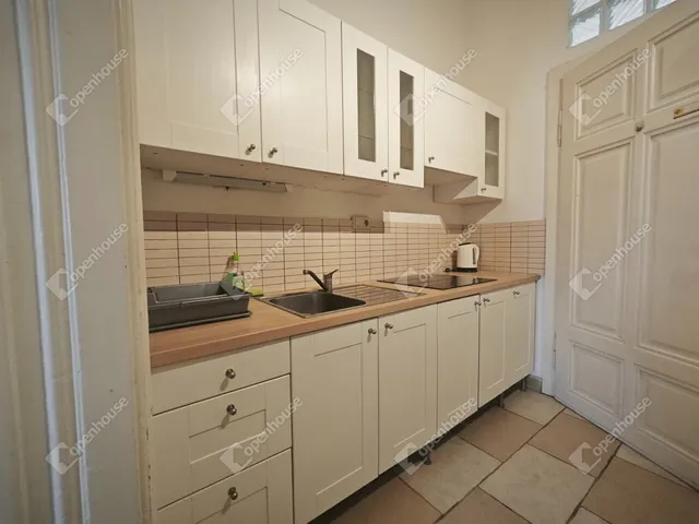 Eladó lakás Győr, Újváros 102 nm