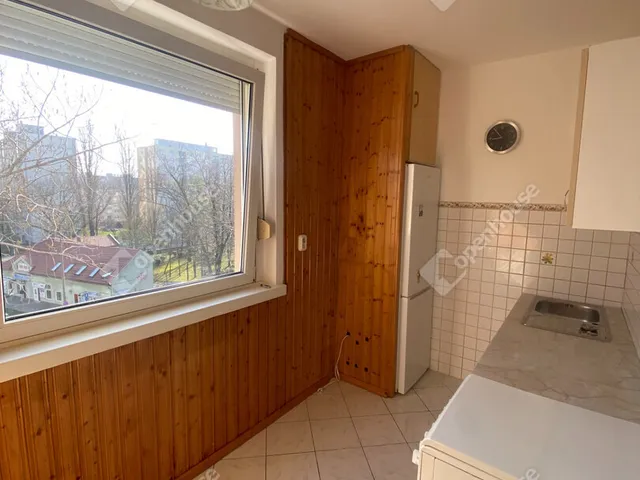 Kiadó lakás Győr, Nádorváros 58 nm