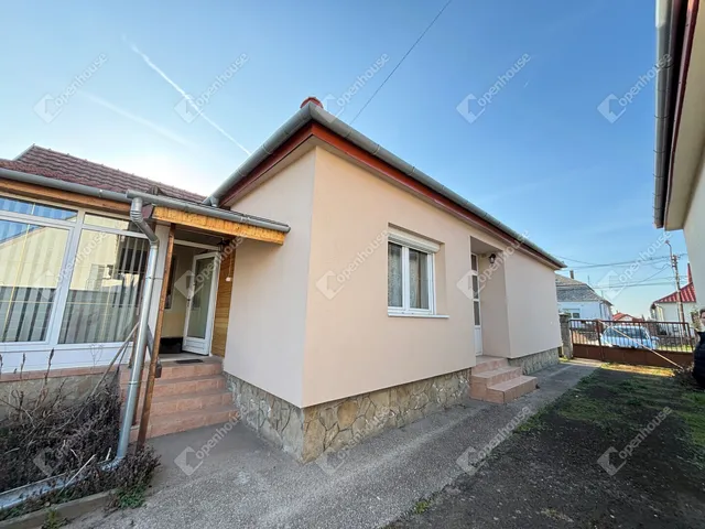 Eladó ház Győr, Győrszentiván 95 nm