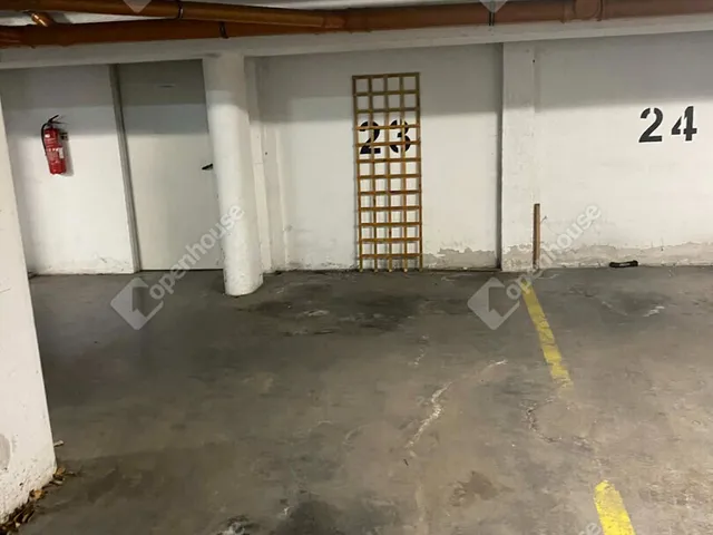 Eladó garázs Győr, Révfalu 15 nm