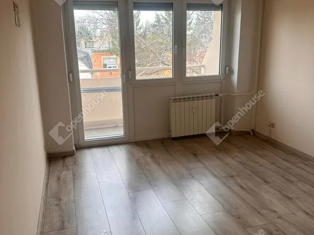 Kiadó lakás Győr, Nádorváros 59 nm