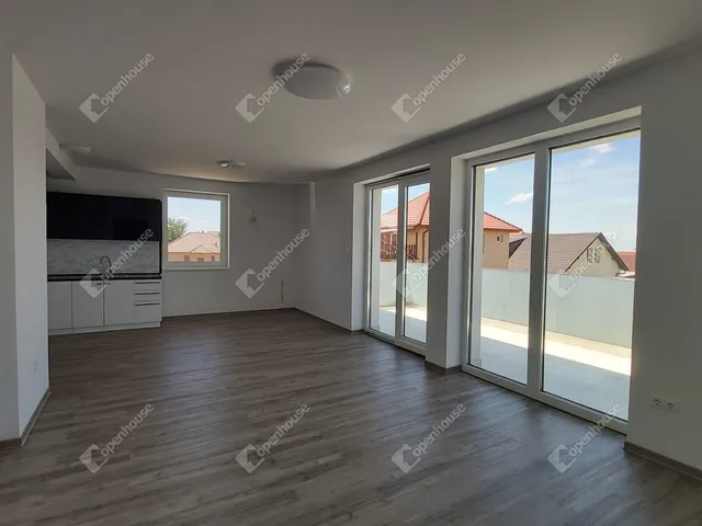 Eladó ház Győr, Szabadhegy 220 nm