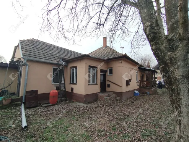 Eladó ház Győr, Győrszentiván 91 nm