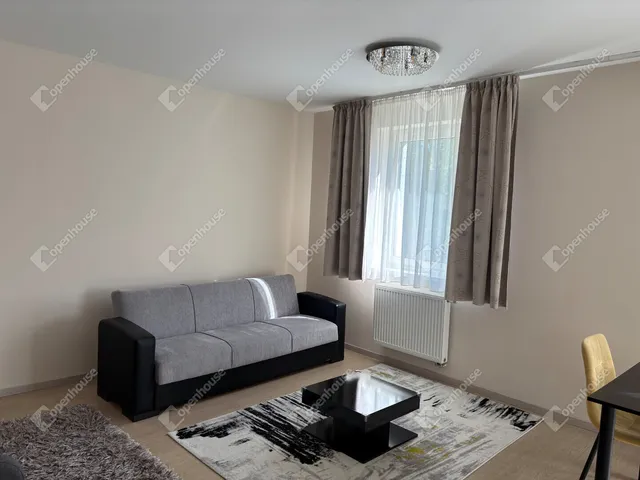 Kiadó lakás Győr, Nádorváros 37 nm