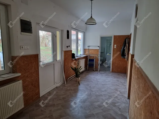 Eladó ház Nyúl 85 nm