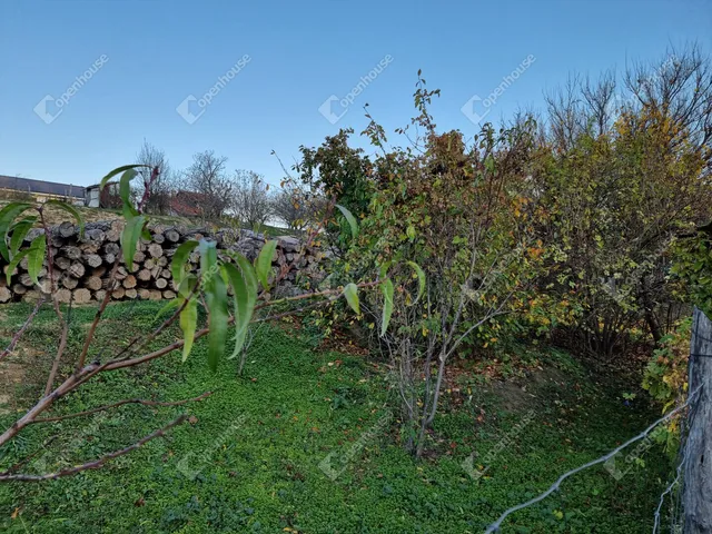 Eladó ház Nyúl 85 nm