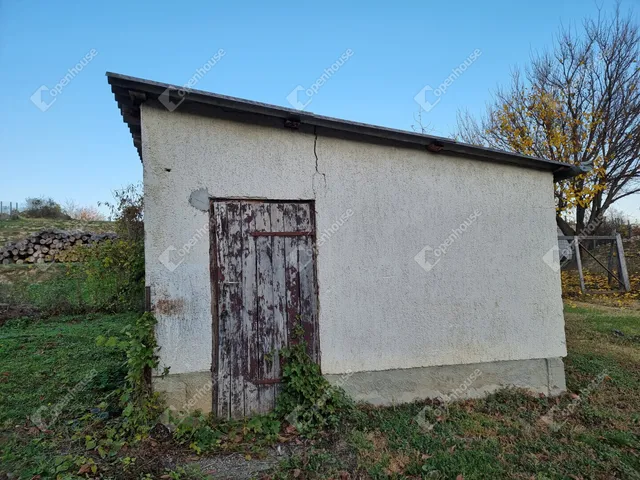 Eladó ház Nyúl 85 nm