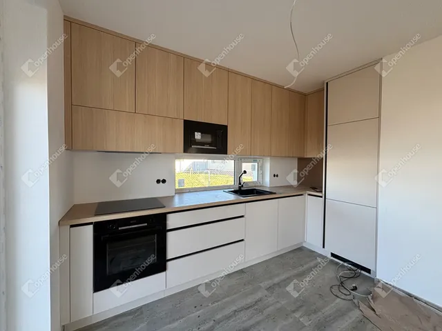 Eladó ház Győrság 92 nm