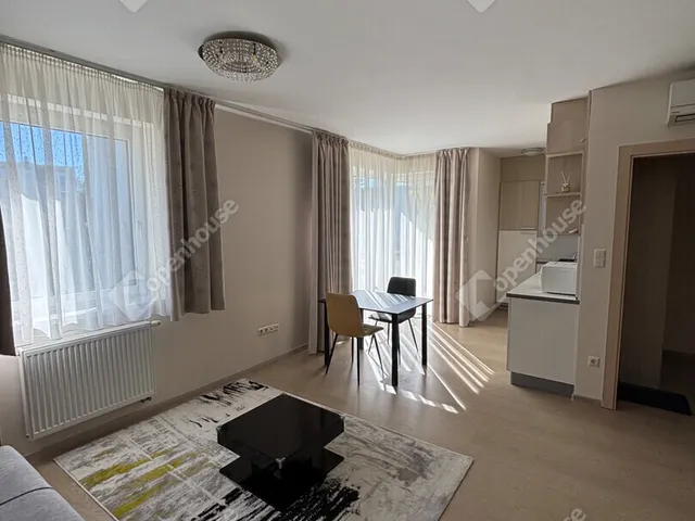 Kiadó lakás Győr, Nádorváros 37 nm