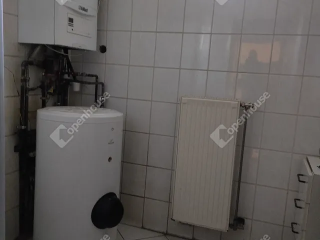 Eladó ház Kisigmánd 270 nm