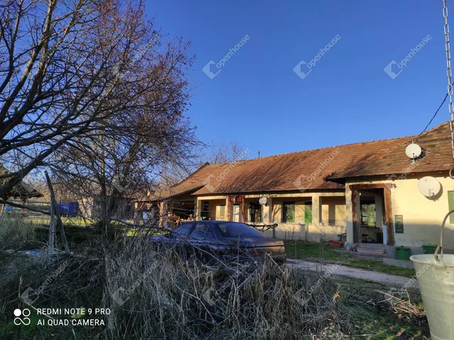 Eladó ház Kisigmánd 270 nm