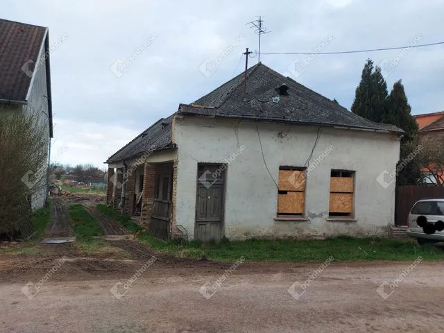 Eladó telek Komárom, Szőny 1997 nm