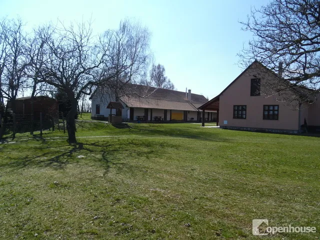 Eladó kereskedelmi és ipari ingatlan Csatka 604 nm