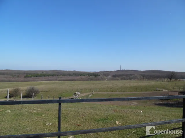 Eladó kereskedelmi és ipari ingatlan Csatka 604 nm