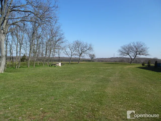 Eladó kereskedelmi és ipari ingatlan Csatka 604 nm