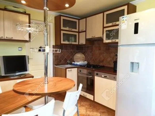 Eladó ház Nagyigmánd 312 nm