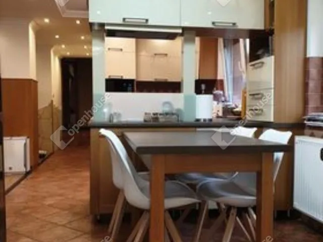 Eladó ház Nagyigmánd 312 nm