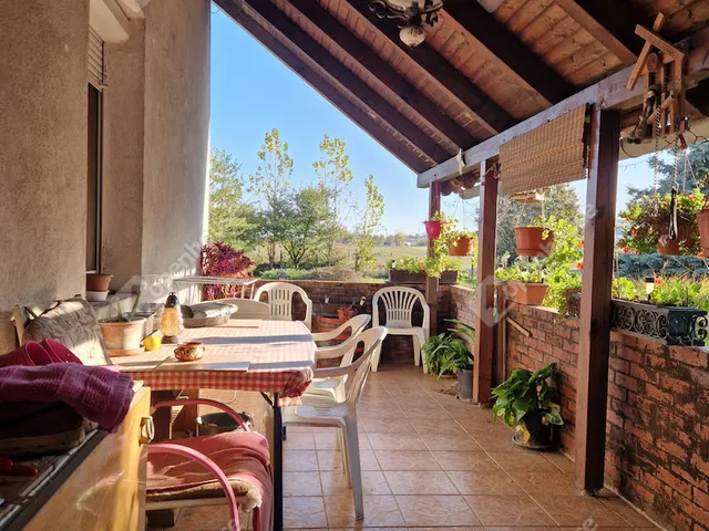 Eladó ház Mocsa 153 nm