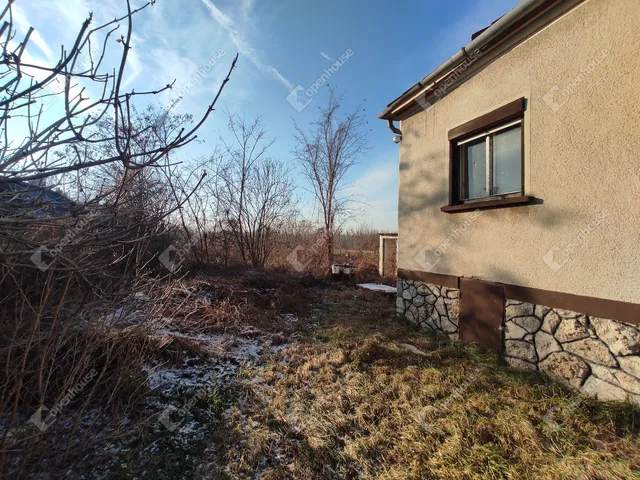 Eladó ház Kisbér 52 nm