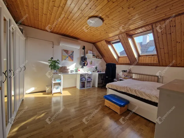 Eladó ház Komárom 164 nm