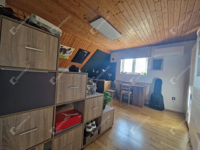 Eladó ház Komárom 164 nm