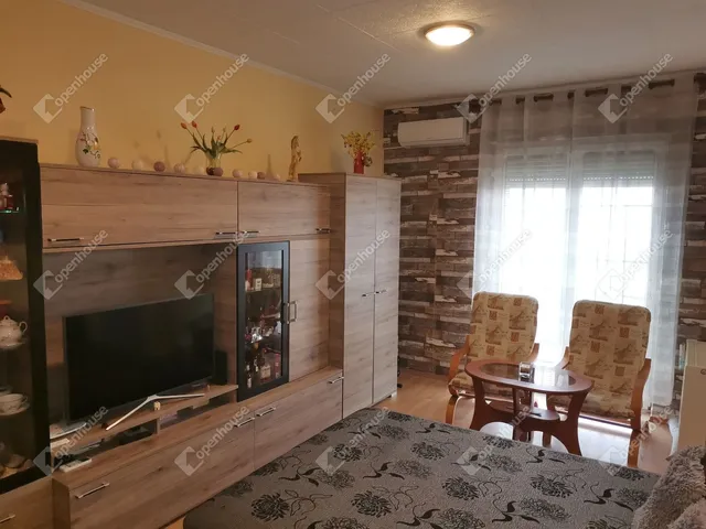 Eladó lakás Komárom 49 nm