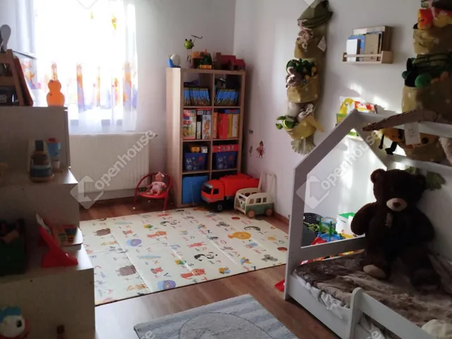 Eladó ház Komárom 85 nm