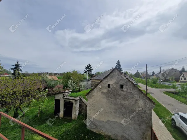 Eladó ház Ácsteszér 116 nm