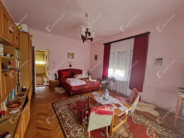 Eladó ház Ácsteszér 116 nm