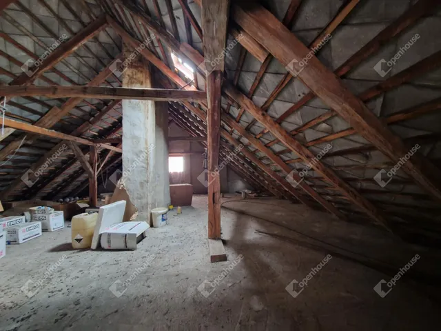 Eladó ház Ácsteszér 116 nm