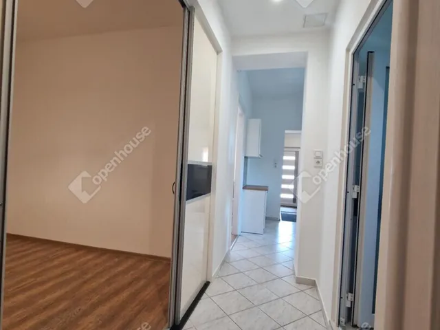 Kiadó ház Komárom 106 nm