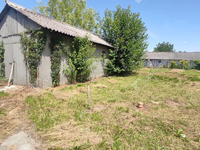 Eladó ház Komárom, Szőny 137 nm