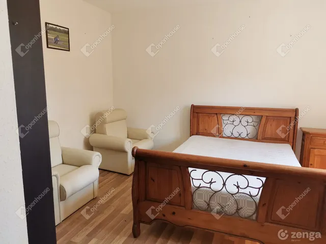 Eladó ház Kisbér 210 nm