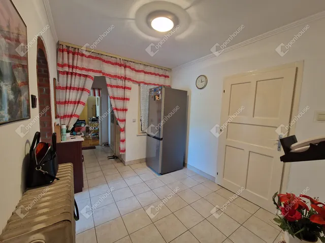 Eladó ház Komárom, Szőny 88 nm