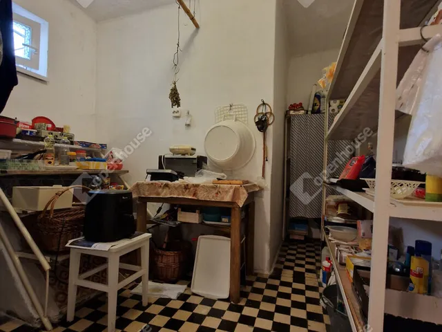 Eladó ház Komárom, Szőny 88 nm