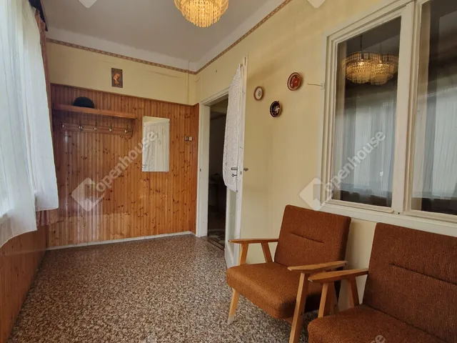 Eladó ház Komárom, Szőny 66 nm