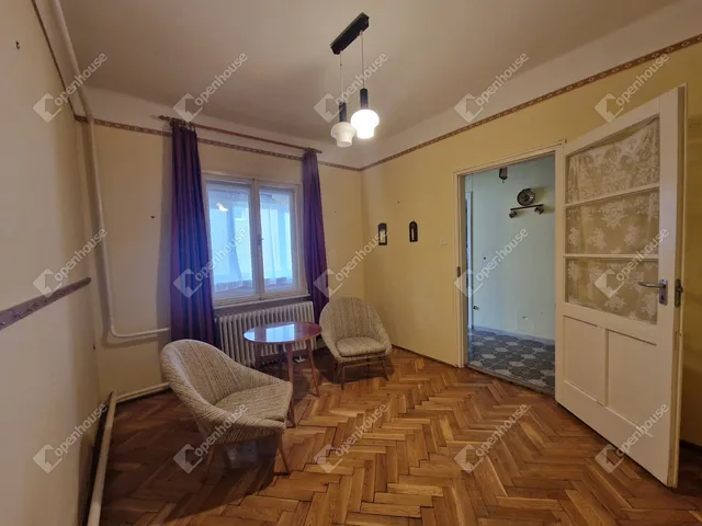 Eladó ház Komárom, Szőny 66 nm