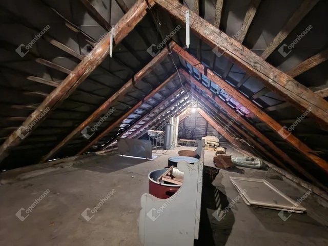 Eladó ház Komárom, Szőny 66 nm