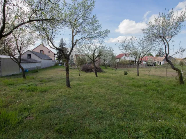 Eladó ház Ászár 120 nm