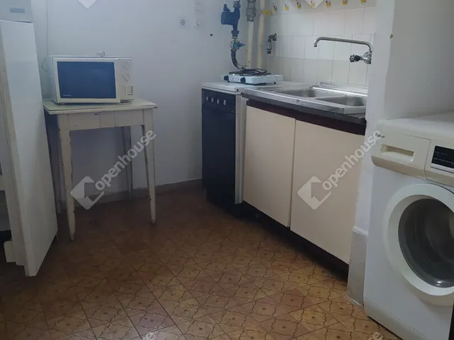 Kiadó ház Komárom 135 nm